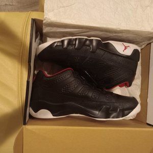 Jordan 9 low Bred 12
